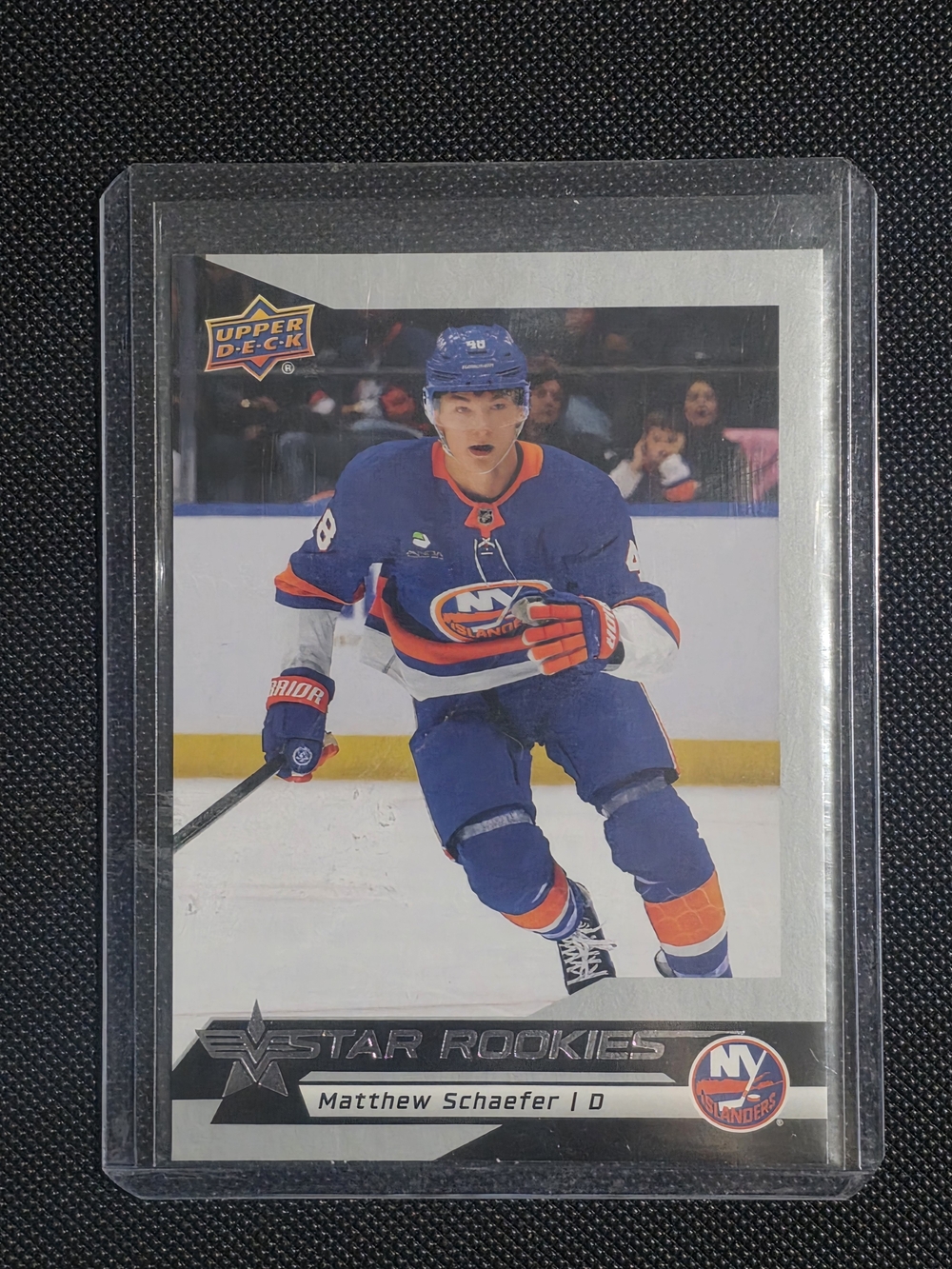 Matthew Schaefer New York Islanders Hockey Rookie Card